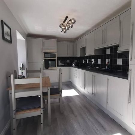 B'Dazzled Flat, Castletown Thurso Exterior foto